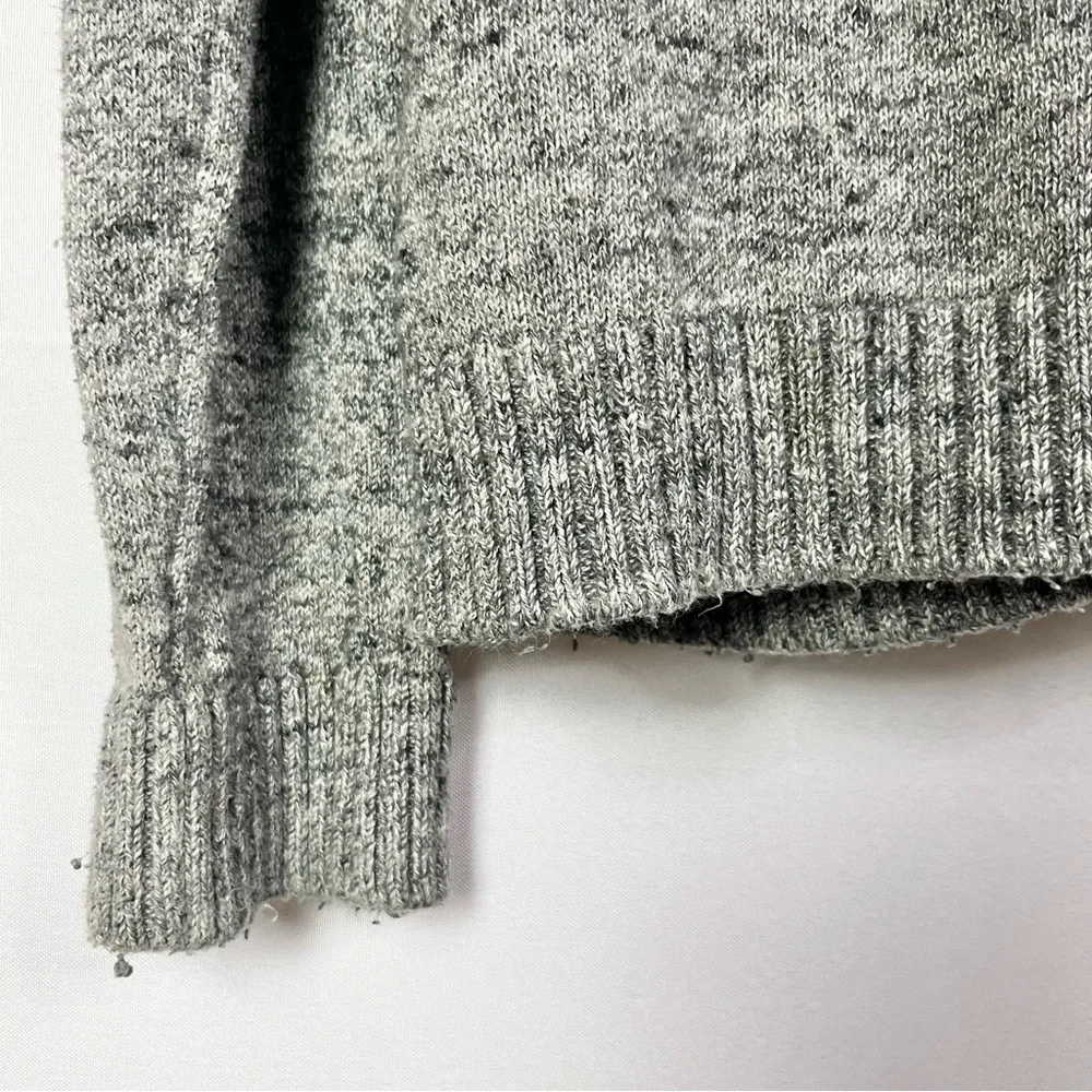 Abercrombie & Fitch Gray Knit Button Front Shawl‎ Cardigan L